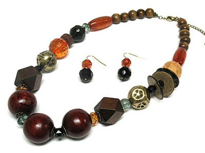 Wooden ball and beads necklace and earring set