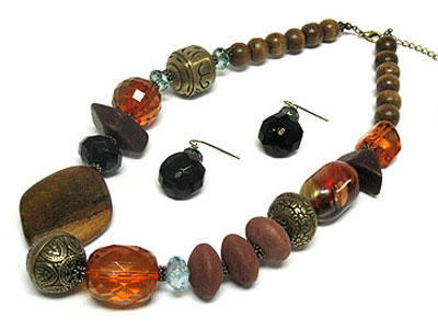 Wooden ball and beads necklace and earring set