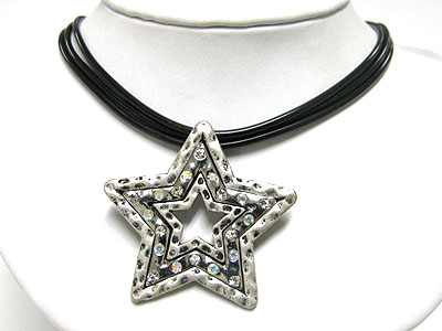 Crystal stud hammered metal triple star pendant cord necklace