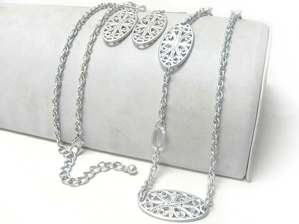 Metal filigree oval and long chain necklace earring set