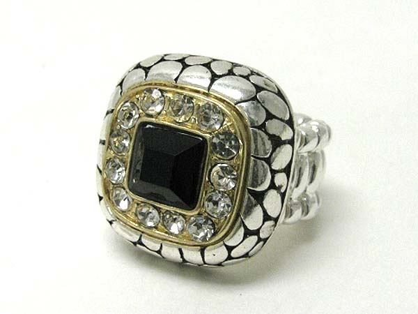 Crystal and facet glass stone metal square stretch ring