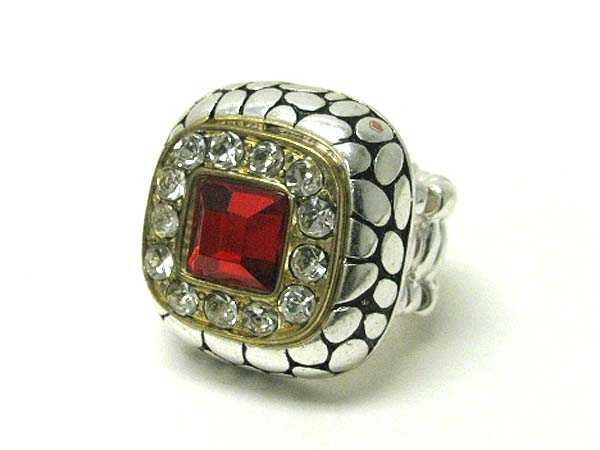 Crystal and facet glass stone metal square stretch ring