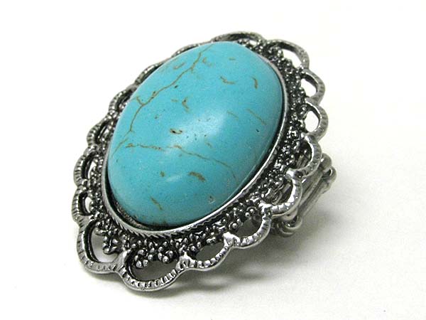 Turquoise stone oval stretch ring