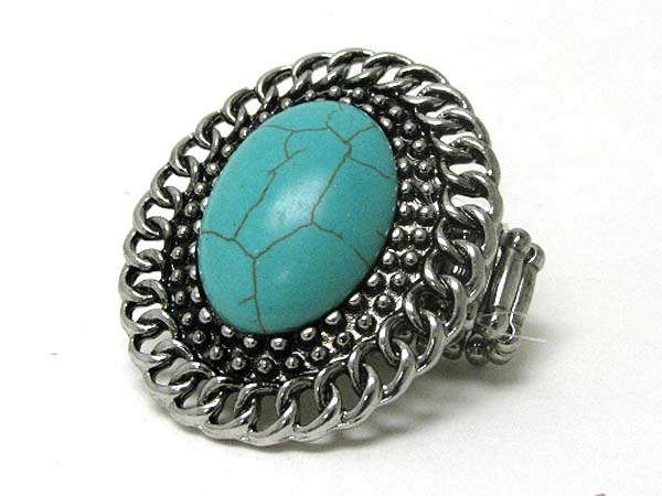 Turquoise stone oval stretch ring