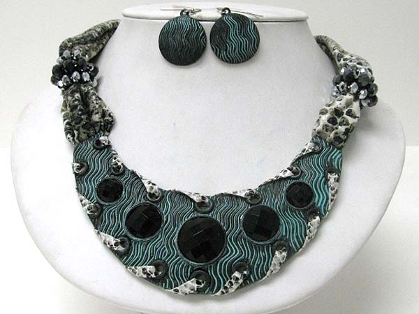 Antique style stone patina metal and animal pattern scarf backing bib style necklace earring set