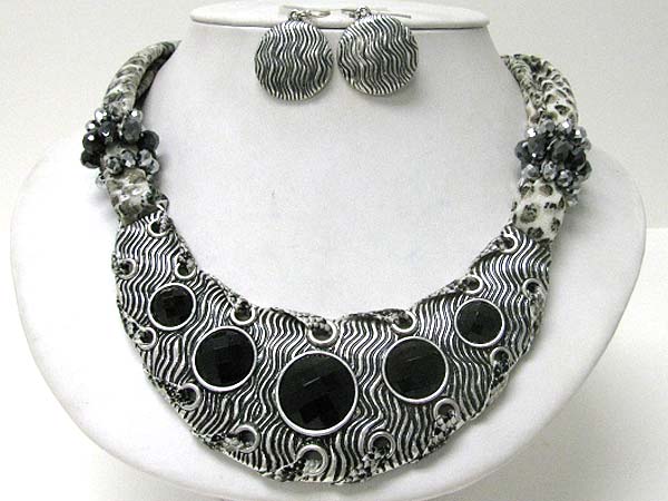 Antique style stone patina metal and animal pattern scarf backing bib style necklace earring set