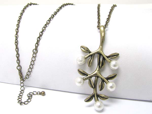 Pearl deco burnish metal tree pendant long necklace