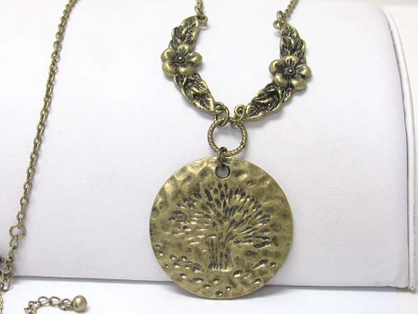 Burnish metal tree hammered round pendant long necklace