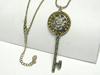 Crystal round deco key long pendant neckalce