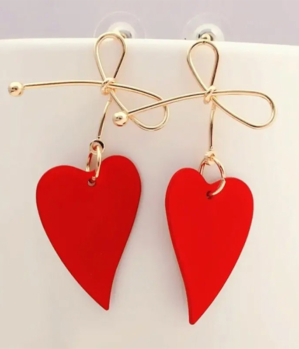 Retro heart and bow earring