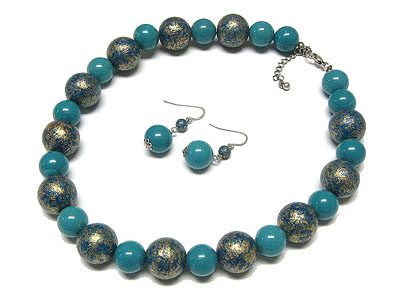 Patina and burnish round beads necklace and earring set