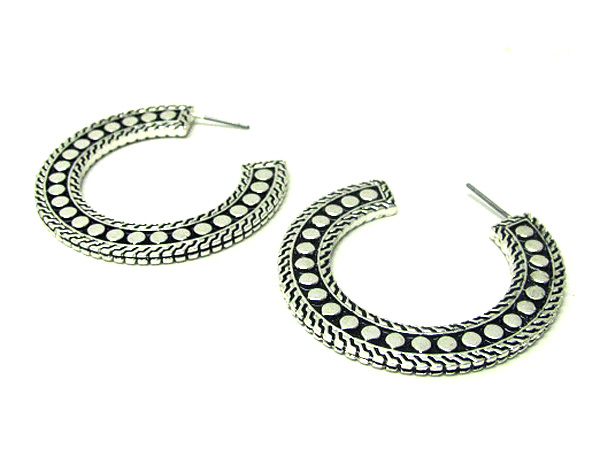 Metal filigree hoop earring - hoops