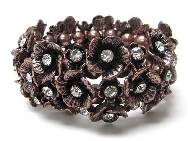 Multi crystal center metal flower link stretch bracelet