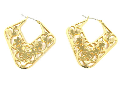 Cut out hallow style metal earring