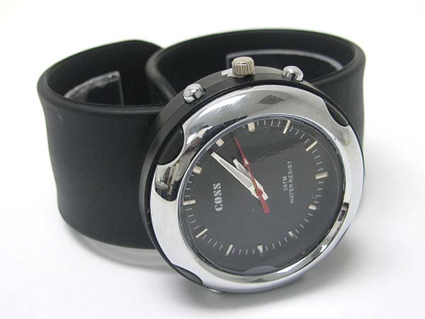 Slap on fit band fashion watch