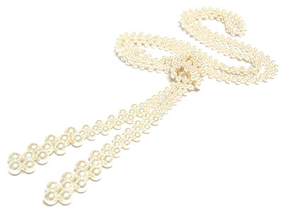 Glass pearl necklace - tie a knot and wear