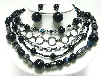 Multi strand ceramic ball and chain necklace set