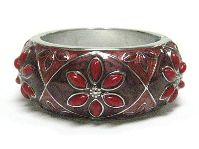 Metal epoxy flower design hinge bangle