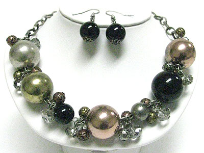 Tri tone metal ball necklace earring set