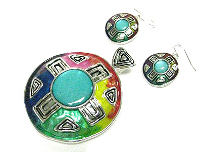 Shell and color metal casting round pendant earring set