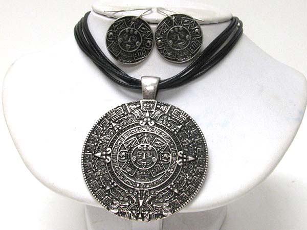 Aztec inspired large round zordiac pendant necklace earring set -western