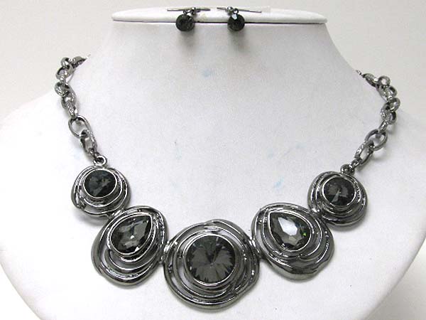 Multi facet glass and swirled metal disk link necklace earring set