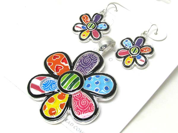 Designer inspired color art flower pendant earring set