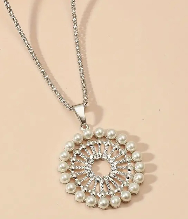 Pearl disc pendant long necklace