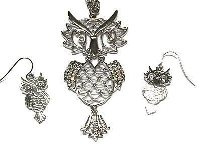 Crystal owl necklace and earring set