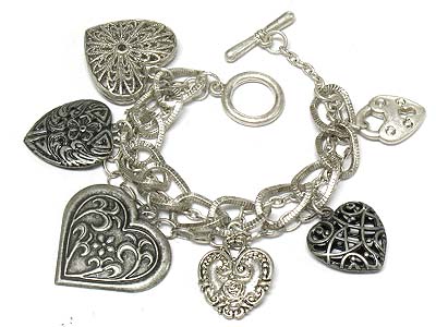 Casting multi heart charms toggle bracelet