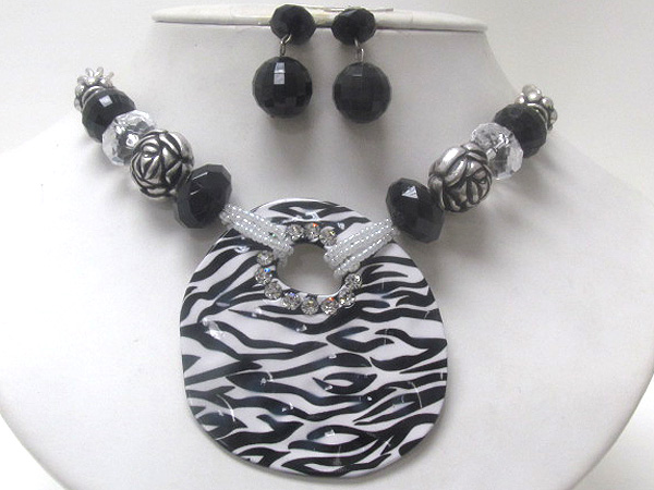 Crystal round metal cut out disk animal print drop crystal glass and flower metal chain necklace earring set