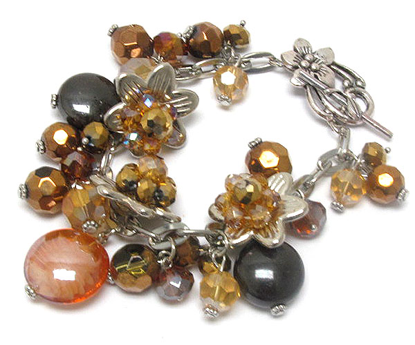 Multi glass bead dangle bracelet