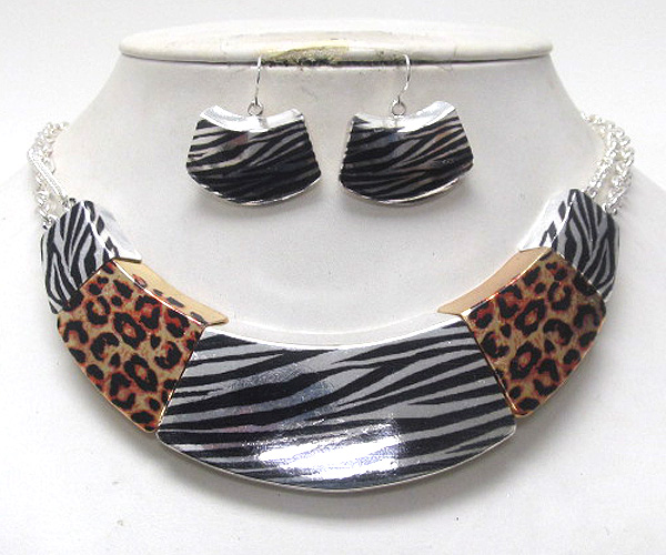 Animal square print five pattern metal bib  drop chain necklace earring set