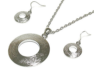 Sanded metal round necklace and earring set