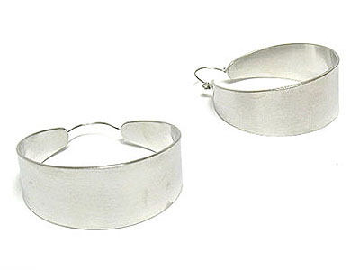 Extra wide metal hoop earring - hoops