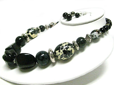 Patna beads and chunky beads neckalace set