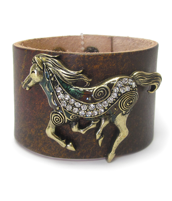 Thick leather button back bracelet - horse