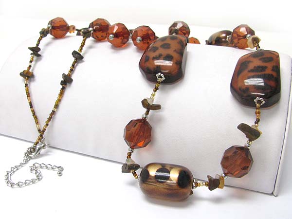 Animal print glass nuggest and beads link long necklace earring set