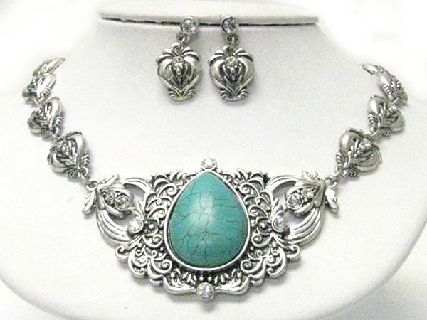 Semi precious stone and crystal stud metal neckalce earring set?