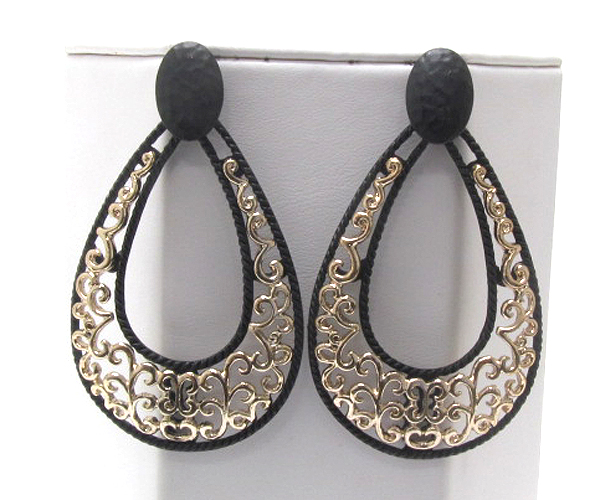 Dual tone filigree metal earring