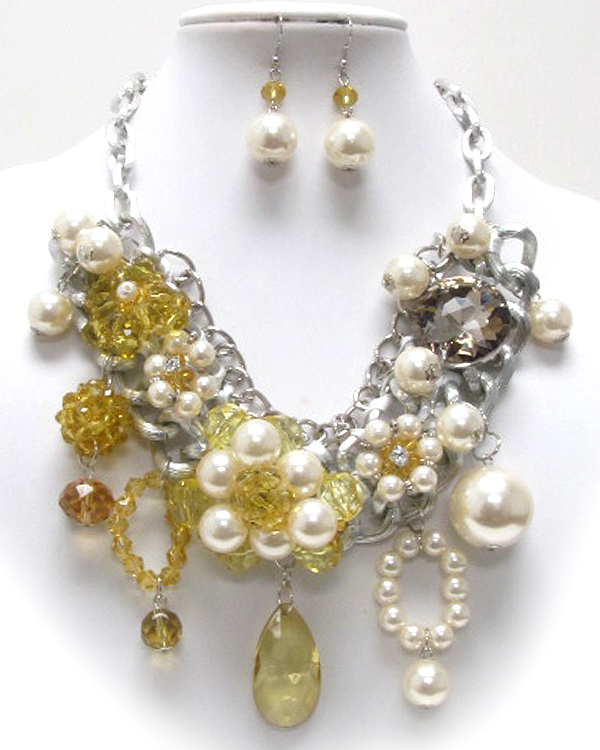 Chunky glass beads and pearl flower necklace earring set 