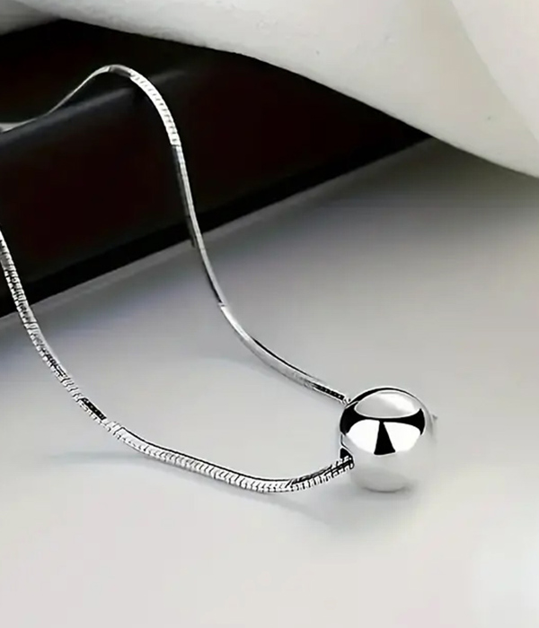 Stainless steel ball pendant necklace