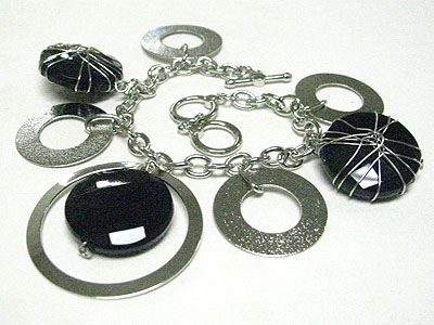 Metal disk and metal wired stone dangle bracelet