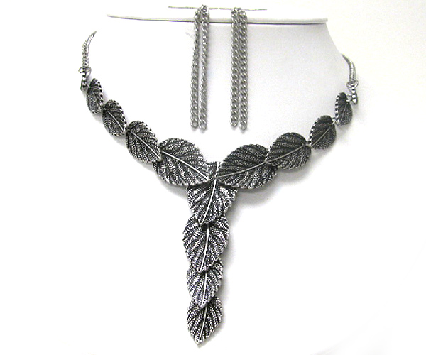 Metal leaves deco y drop necklace earring set