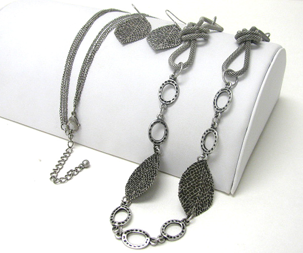 Metal leaves link  long necklace earring set