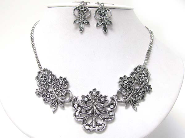 Crystal stud flowers link necklace earring set