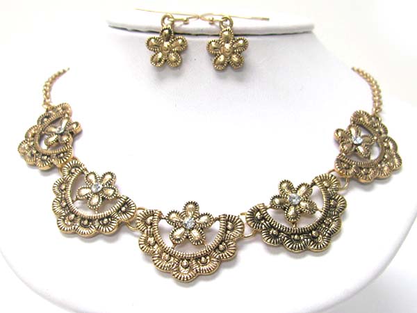 Crystal stud flowers link necklace earring set