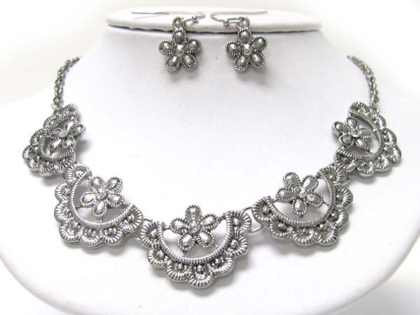 Crystal stud flowers link necklace earring set