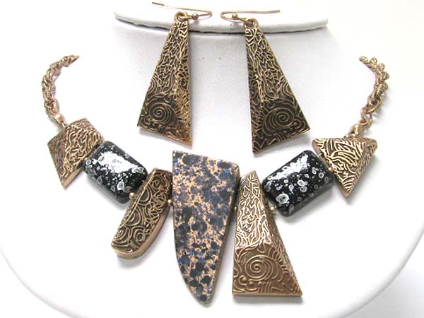 Modern art style metal and stone necklace earring set?