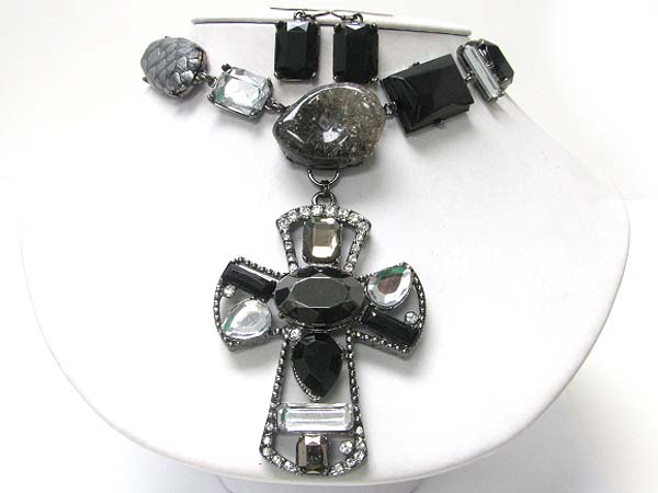 Natural stone resin and glass stone cross medal dangle necklace earring set